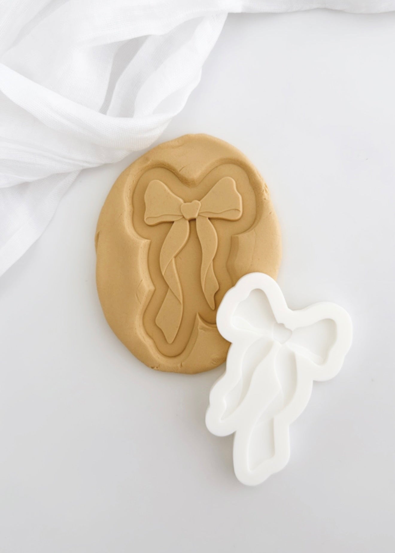 Floppy Bow Debosser and Cutter