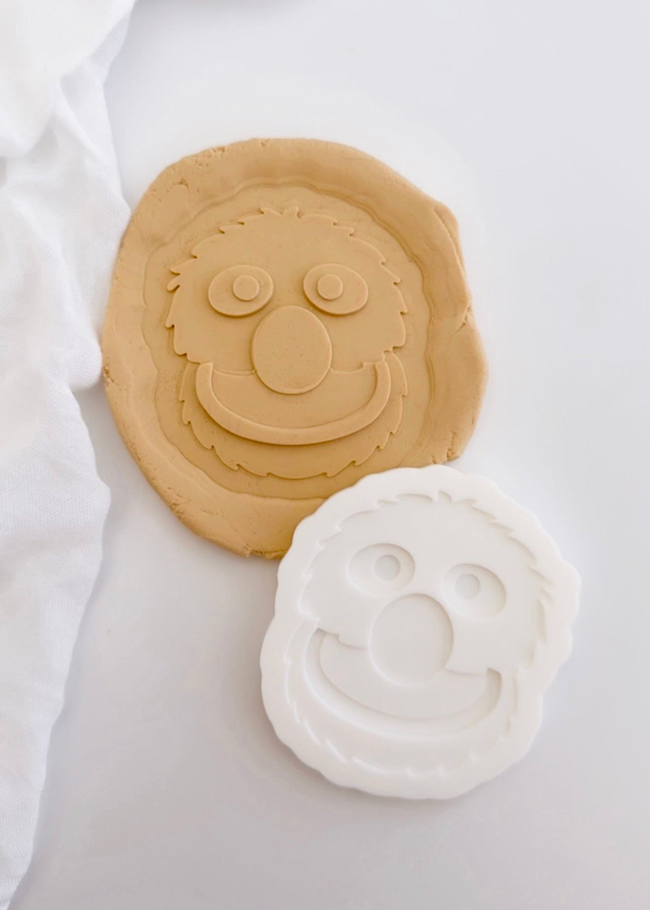 Grover Face Debosser and Cutter